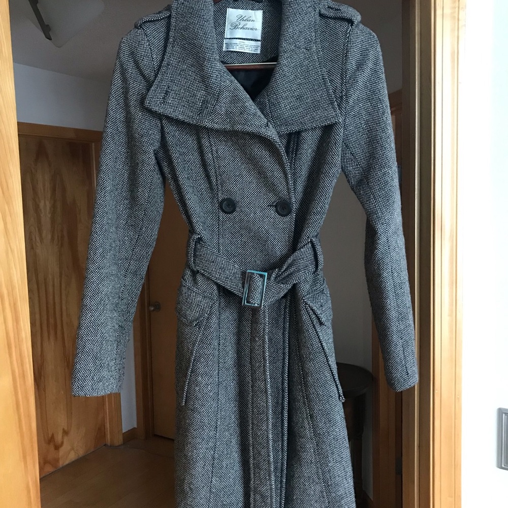 Urban Behavior Vintage wool blend tweed belted coat. Classic.